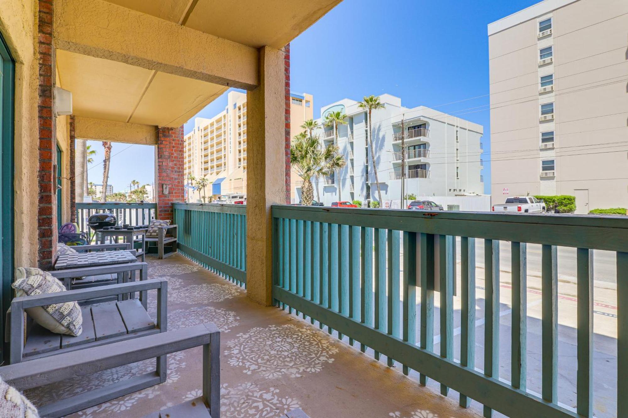 Luxe South Padre Condo With Pool - Walk To Beach! South Padre Island Extérieur photo