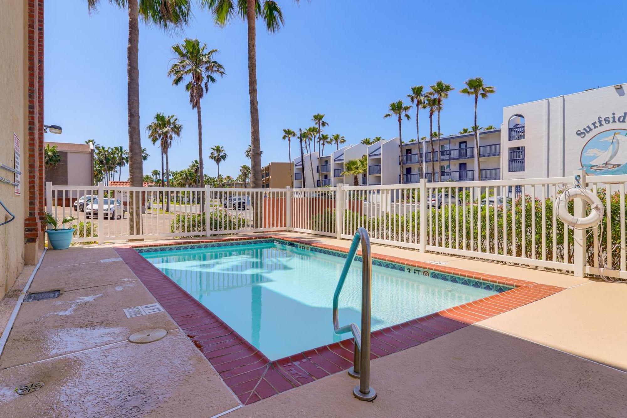 Luxe South Padre Condo With Pool - Walk To Beach! South Padre Island Extérieur photo