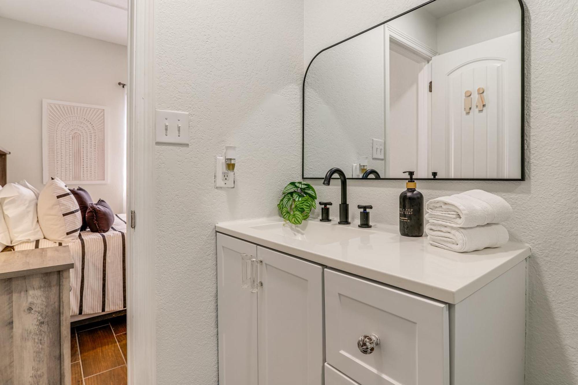 Luxe South Padre Condo With Pool - Walk To Beach! South Padre Island Extérieur photo